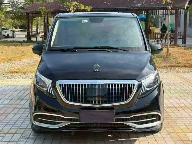 湛江22年奔驰威霆1