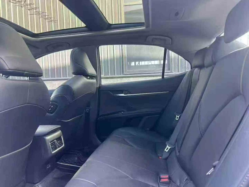 咸阳23年丰田凯美瑞4