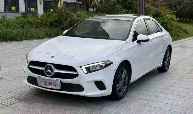 汕头19年奔驰A2