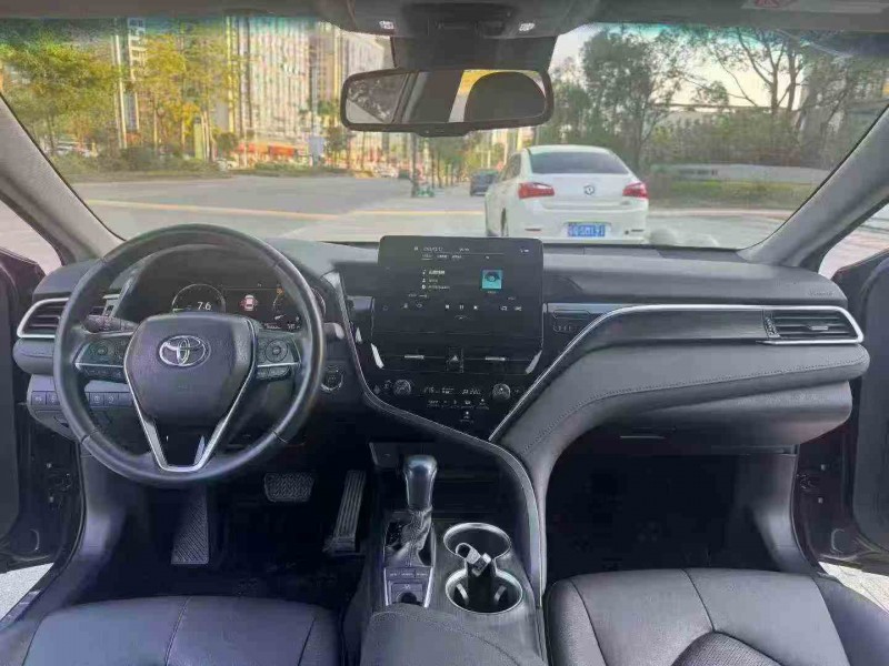 珠海22年丰田凯美瑞4