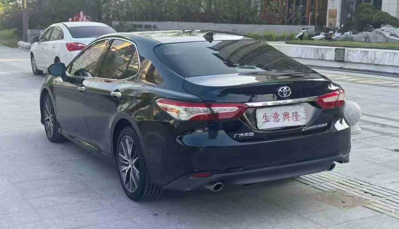 珠海22年丰田凯美瑞8
