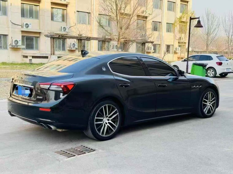 济宁17年玛莎拉蒂Ghibli7