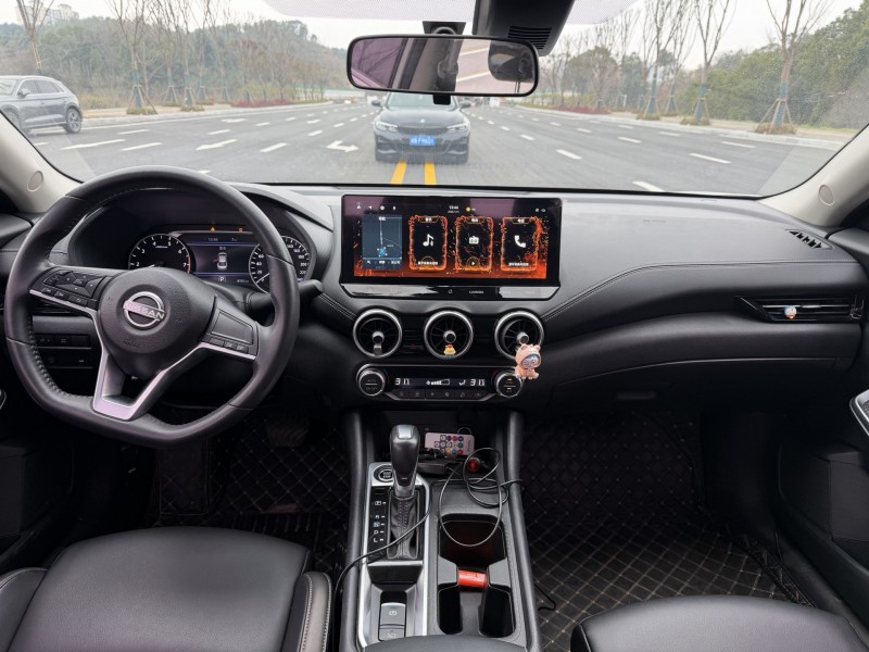 岳阳23年日产轩逸4