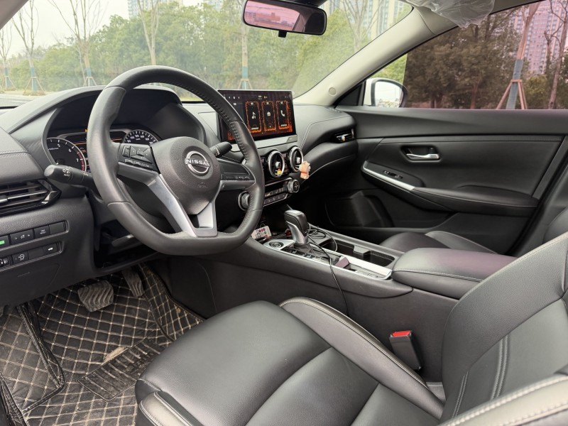 岳阳23年日产轩逸5