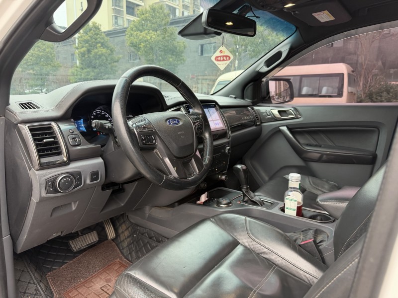 岳阳18年福特撼路者7