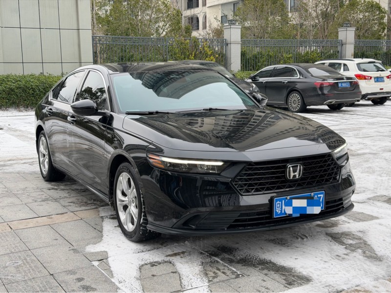 岳阳24年本田雅阁5