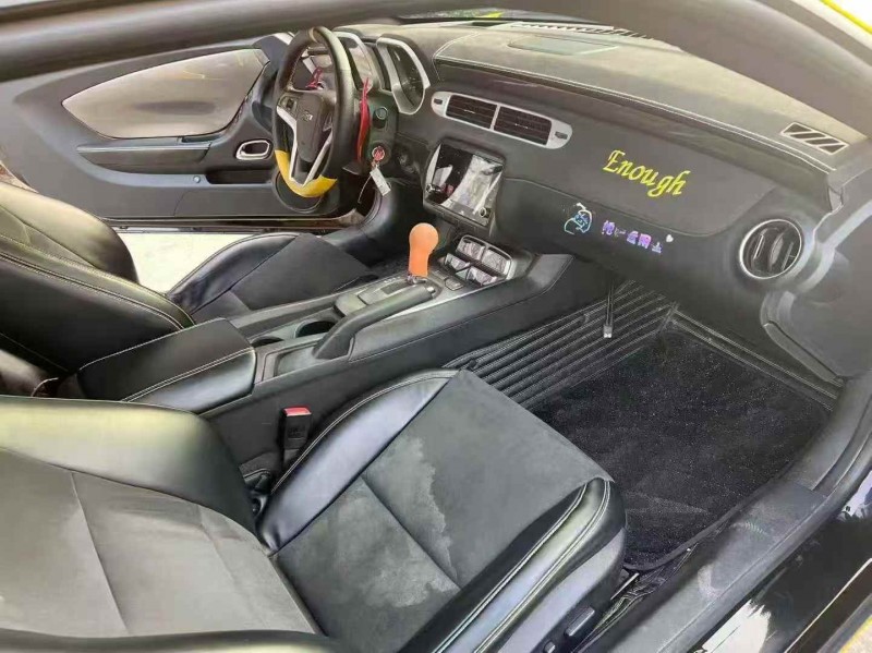 东营16年雪佛兰科迈罗4