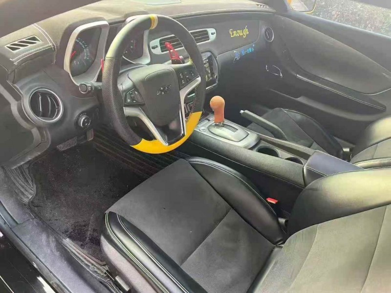 东营16年雪佛兰科迈罗6