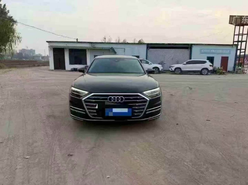 枣庄22年奥迪A8L1