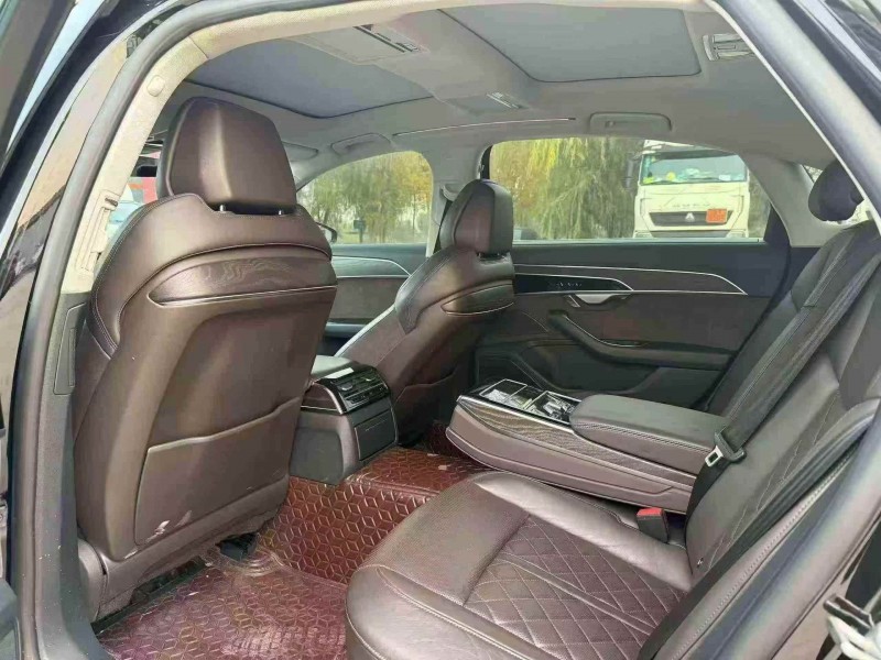 枣庄22年奥迪A8L4