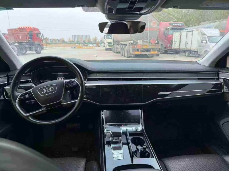 枣庄22年奥迪A8L5