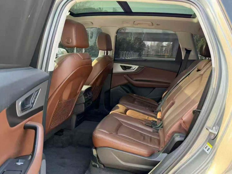 苏州15年奥迪Q77