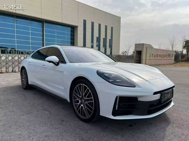 常州23年保时捷帕拉梅拉2
