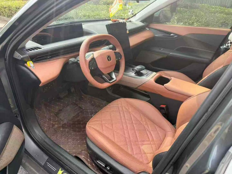 娄底25年长安汽车逸动4