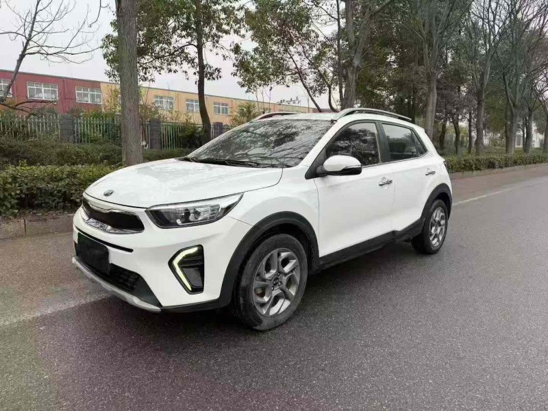 娄底19年起亚奕跑2