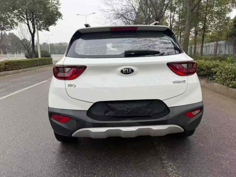 娄底19年起亚奕跑9