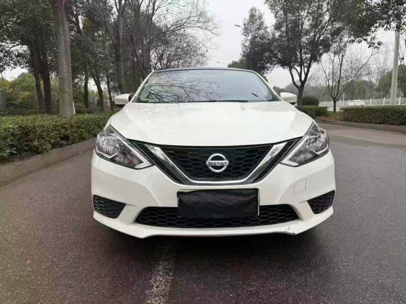 娄底22年日产轩逸1