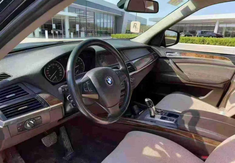 济南13年宝马X53