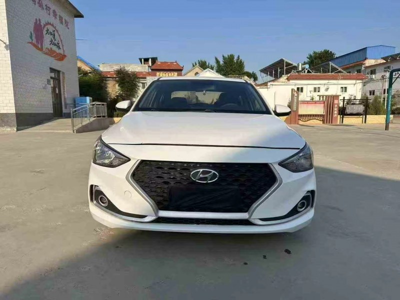 济南19年现代悦动1