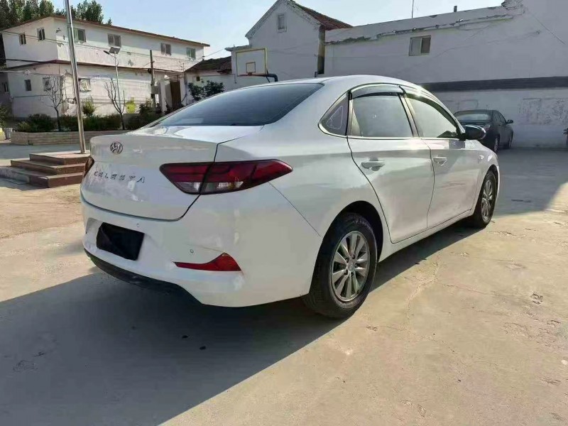 济南19年现代悦动7