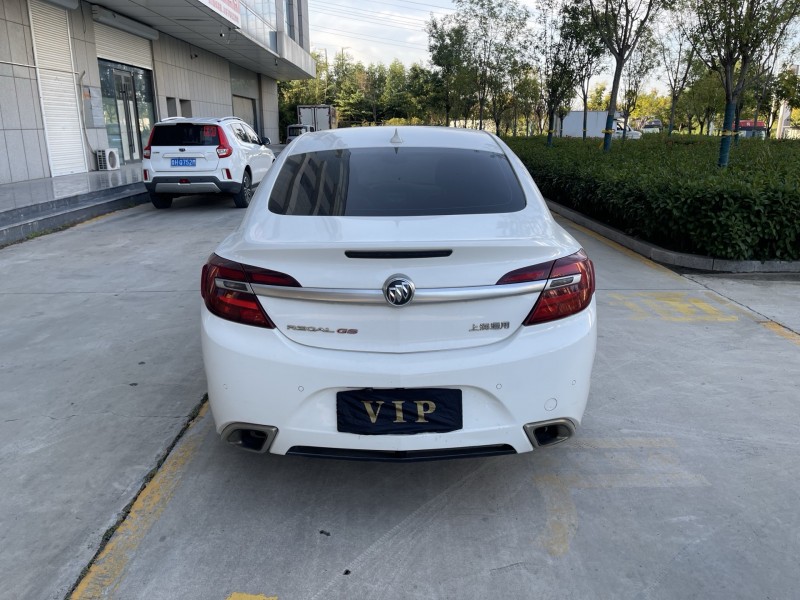 济宁14年别克君威9