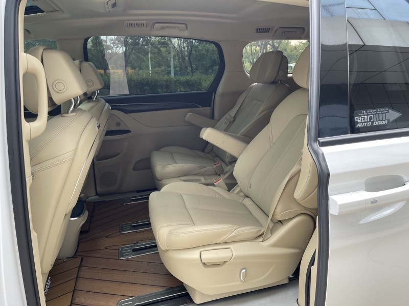 济宁23年别克GL85