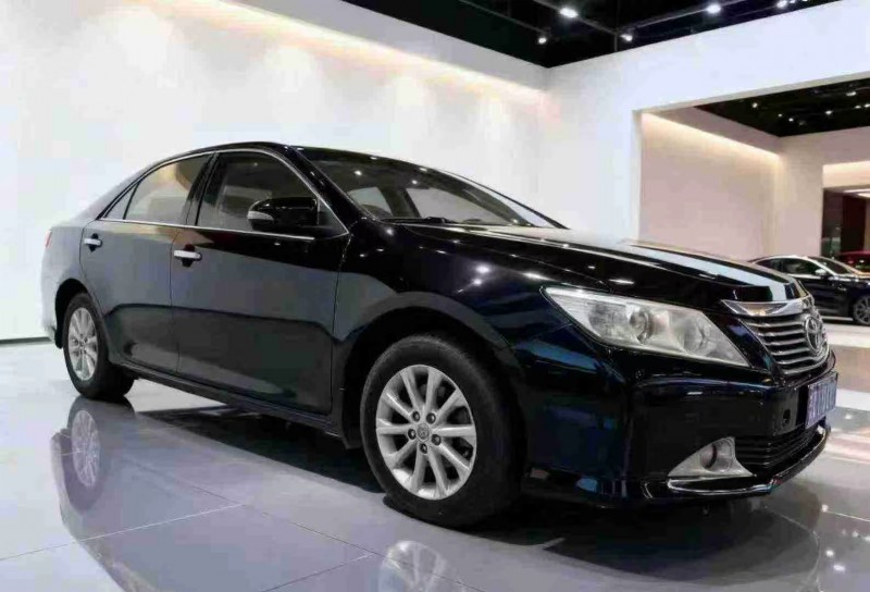 济南13年丰田凯美瑞2