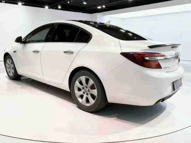 济南15年别克君威4