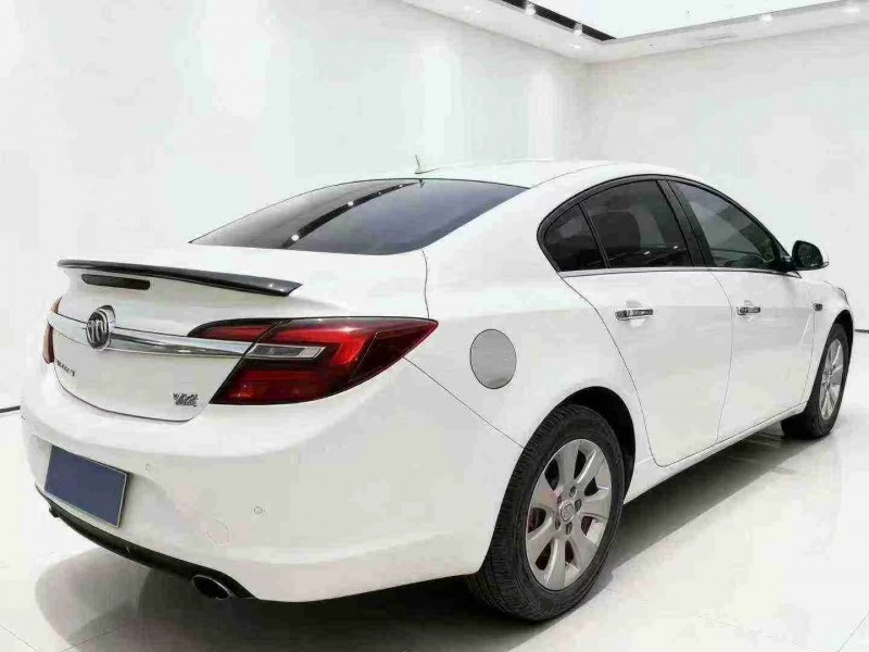 济南15年别克君威5