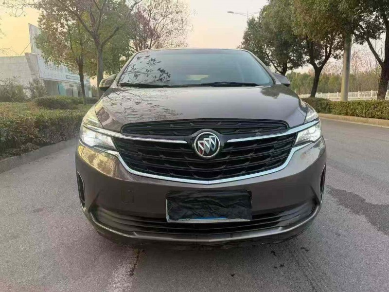 娄底22年别克GL81