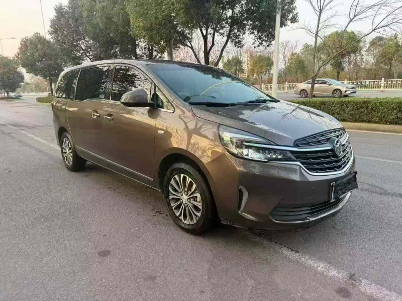 娄底22年别克GL83