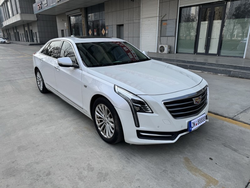 济宁17年凯迪拉克CT62