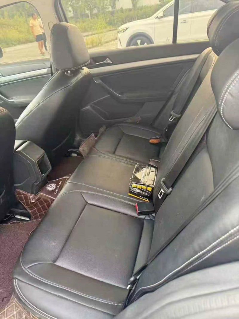 济南18年大众朗逸4