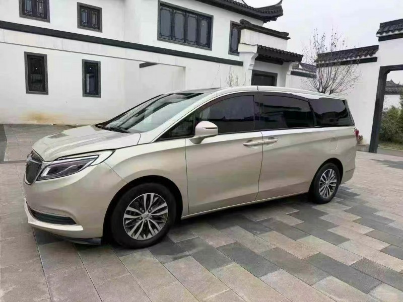 济南19年别克GL83