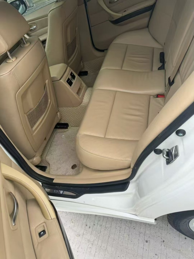 济南12年宝马3系4