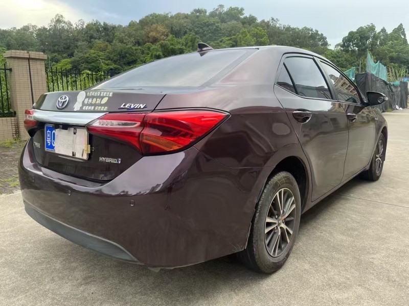 江门16年丰田雷凌8