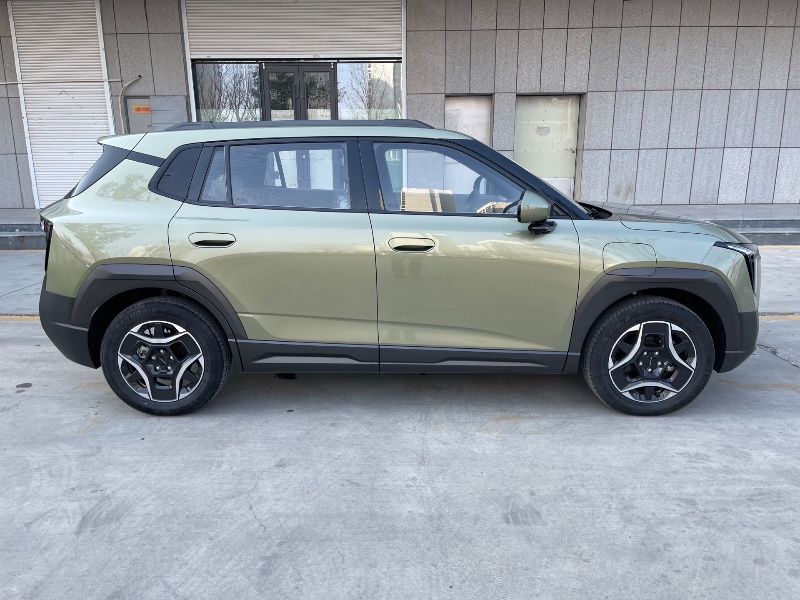 济宁25年东风纳米4