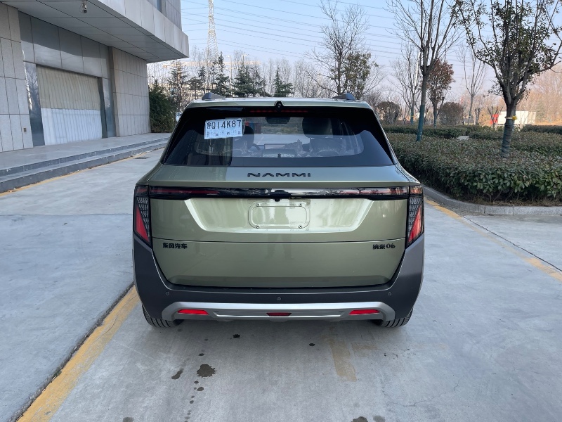 济宁25年东风纳米5