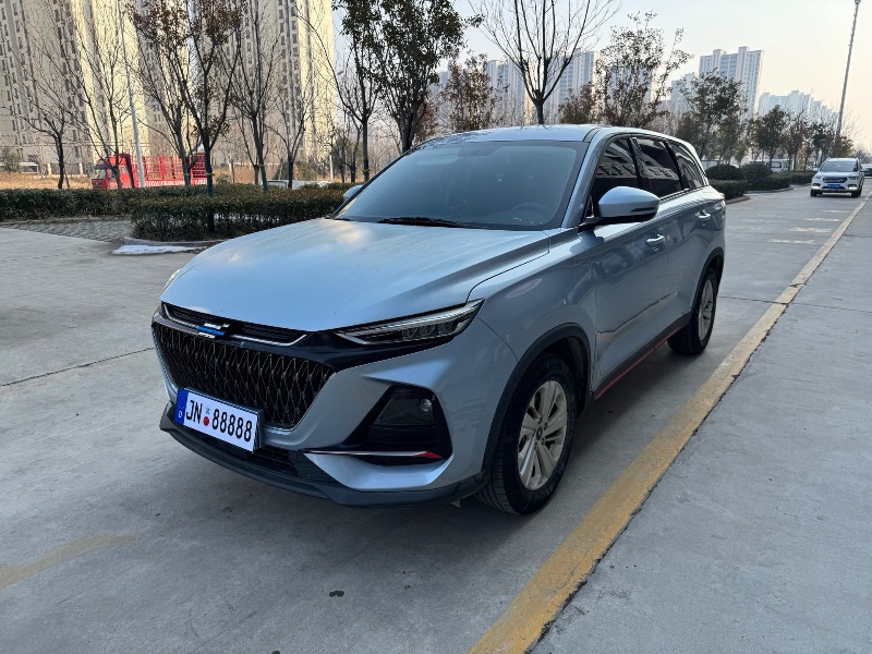 济宁22年长安汽车欧尚3