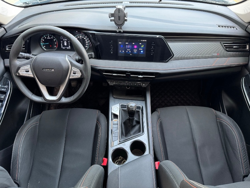 济宁22年长安汽车欧尚9