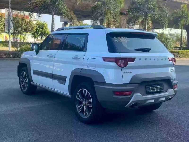 三明17年北京BJ208