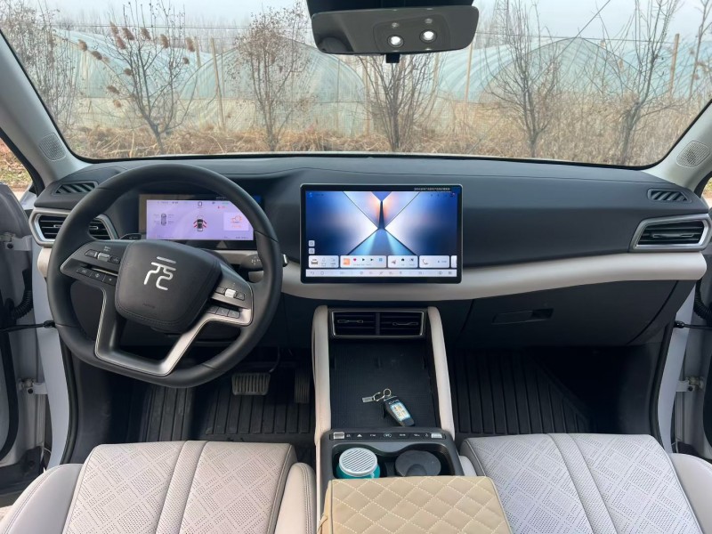 徐州25年比亚迪元8