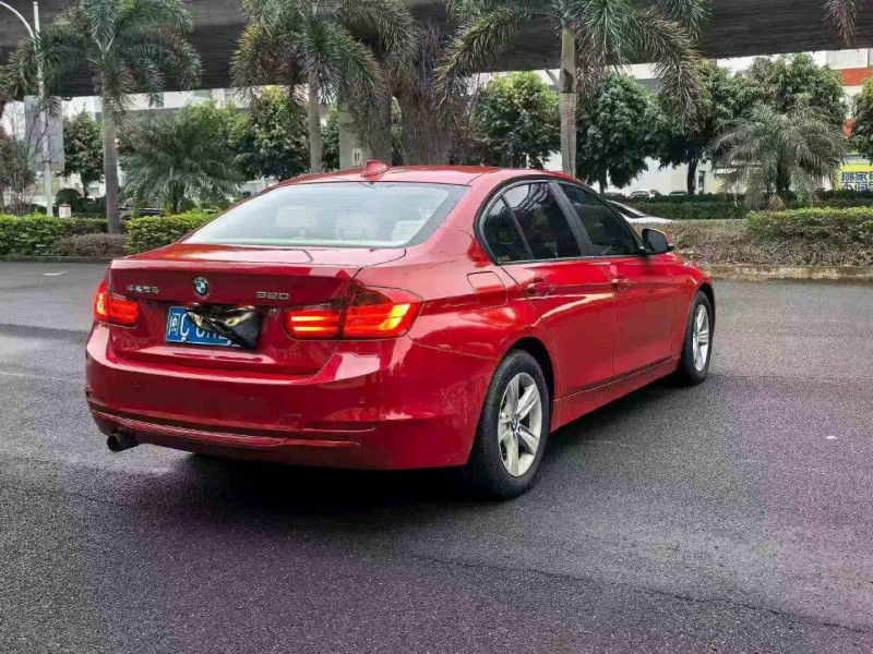 泉州15年宝马3系8