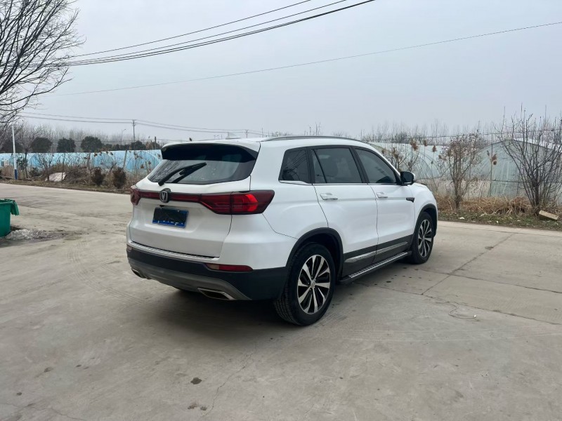 徐州19年长安汽车CS754