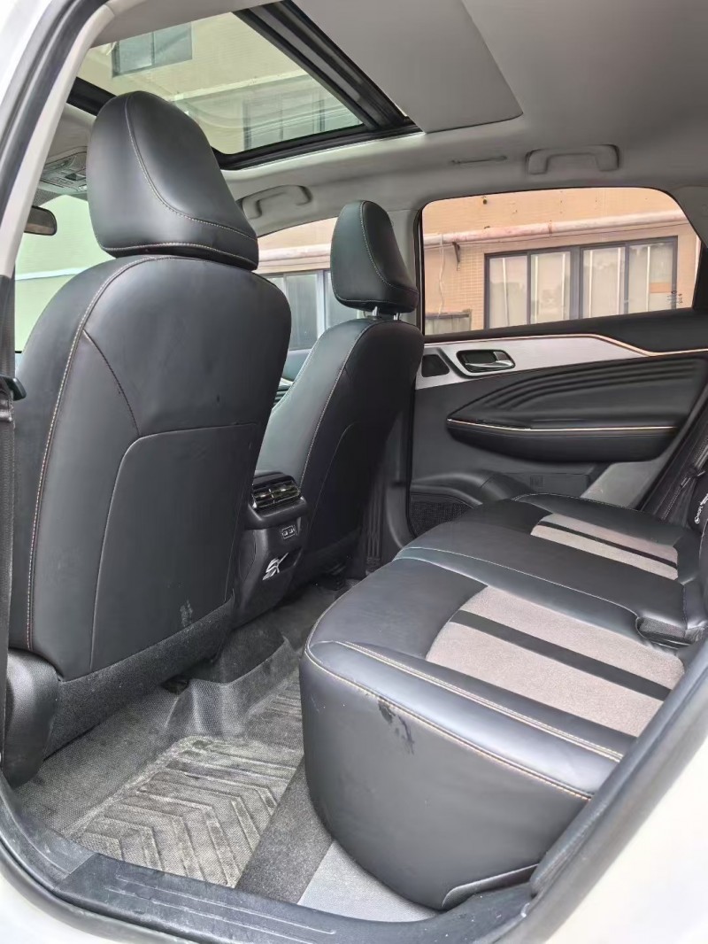 江门25年传祺埃安S6