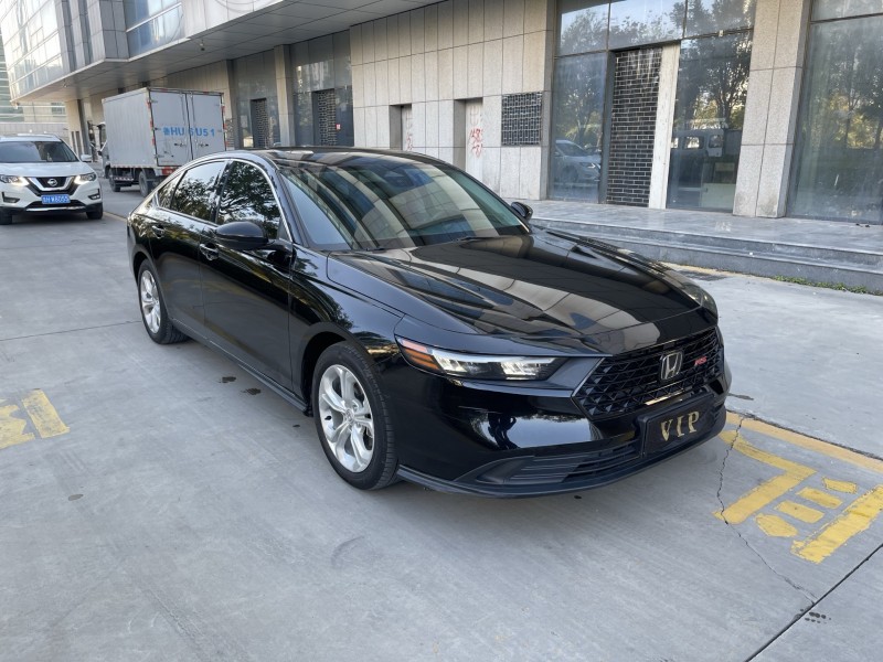 济宁24年本田雅阁3