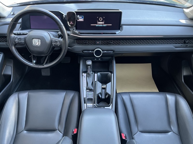 济宁24年本田雅阁5