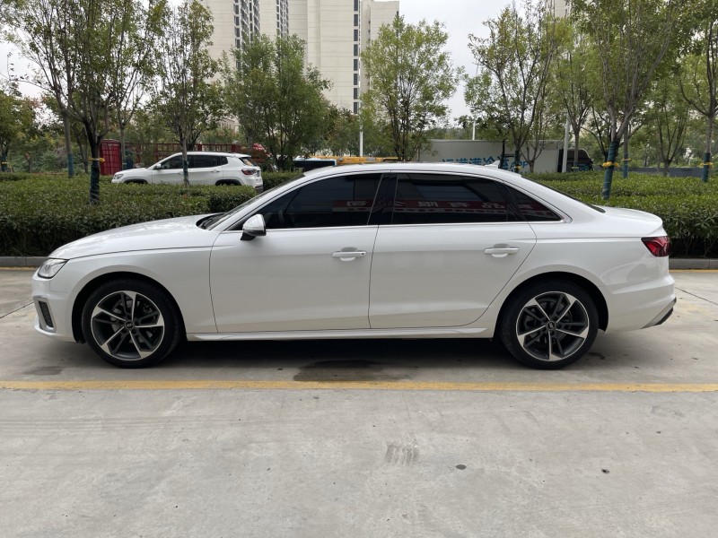 济宁21年奥迪A4L7