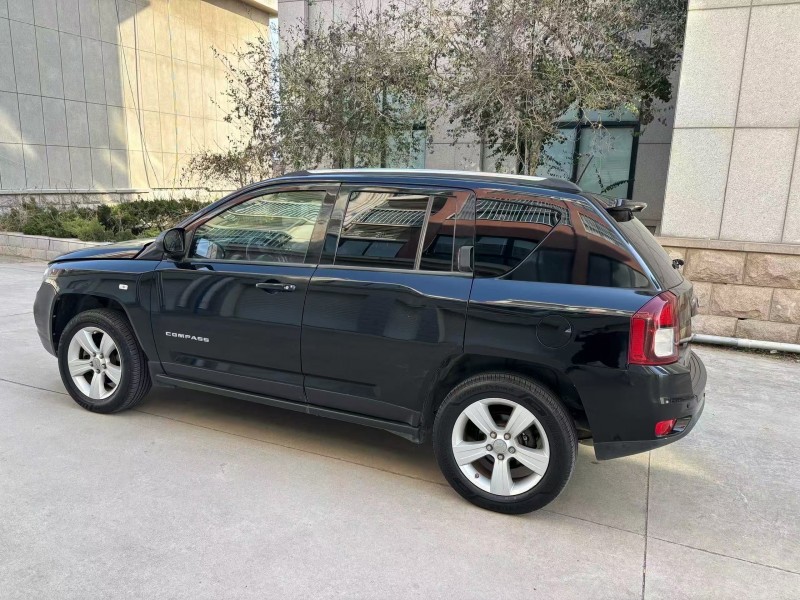 济南14年Jeep指南者4