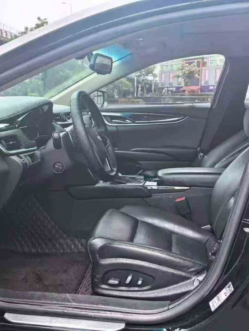 三明18年凯迪拉克XTS6